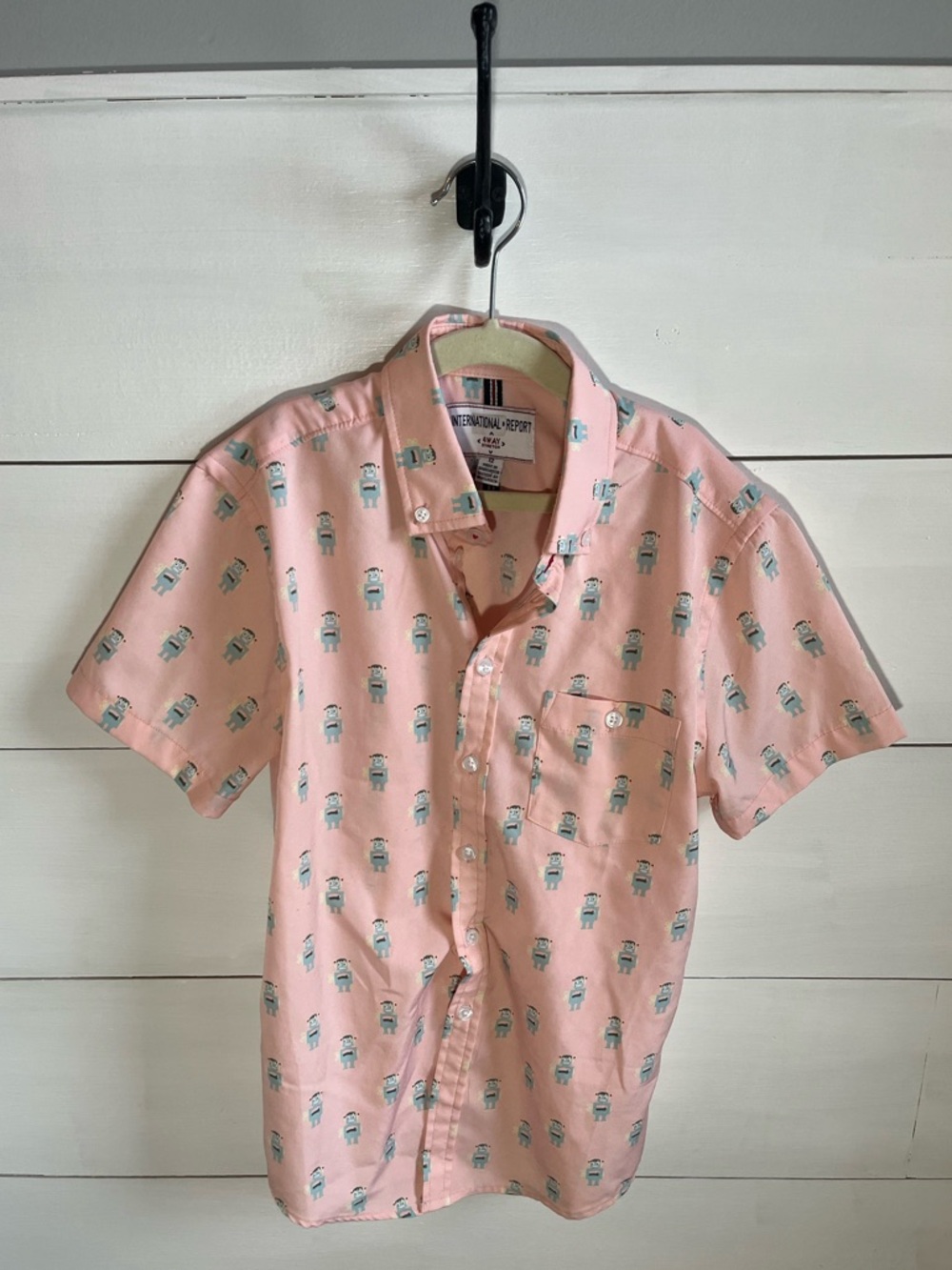 International Report Pink Short-Sleeve Button-Up Shirt